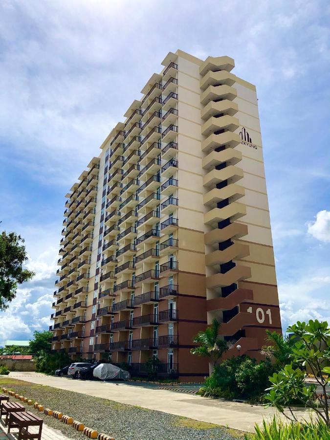 Condo W/ Balcony Near Mactan International Airport マクタン エクステリア 写真