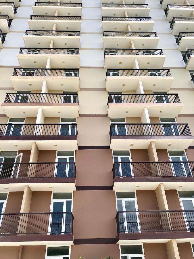Condo W/ Balcony Near Mactan International Airport マクタン エクステリア 写真