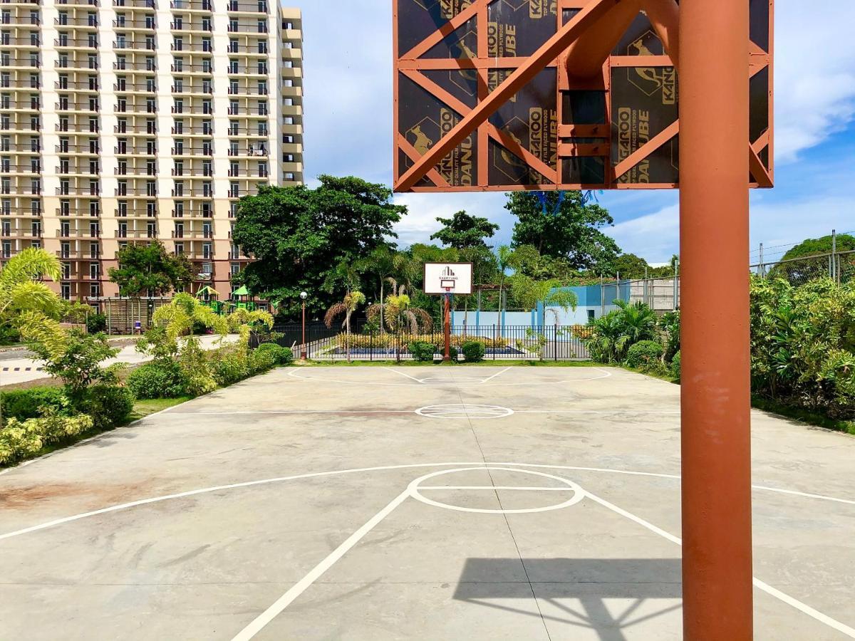 Condo W/ Balcony Near Mactan International Airport マクタン エクステリア 写真