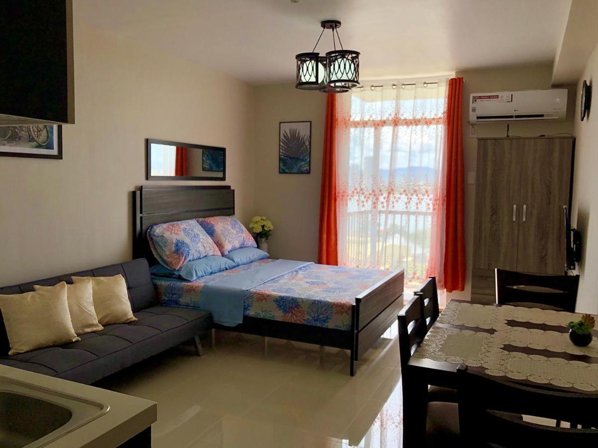 Condo W/ Balcony Near Mactan International Airport マクタン エクステリア 写真